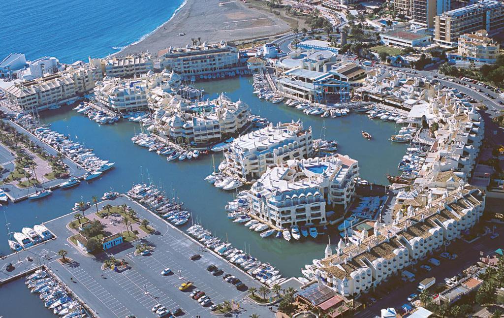 Popeye Suite Puerto Marina Espectacular Apartamento Dentro De La Isla De Puerto Marina Con Piscina En Cubierta Y A 1 Minuto De La Playa Benalmádena Εξωτερικό φωτογραφία